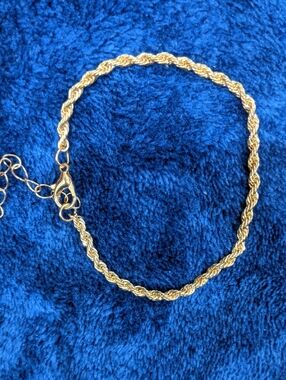 Delicate Gold Rope Chain Bracelet for Women